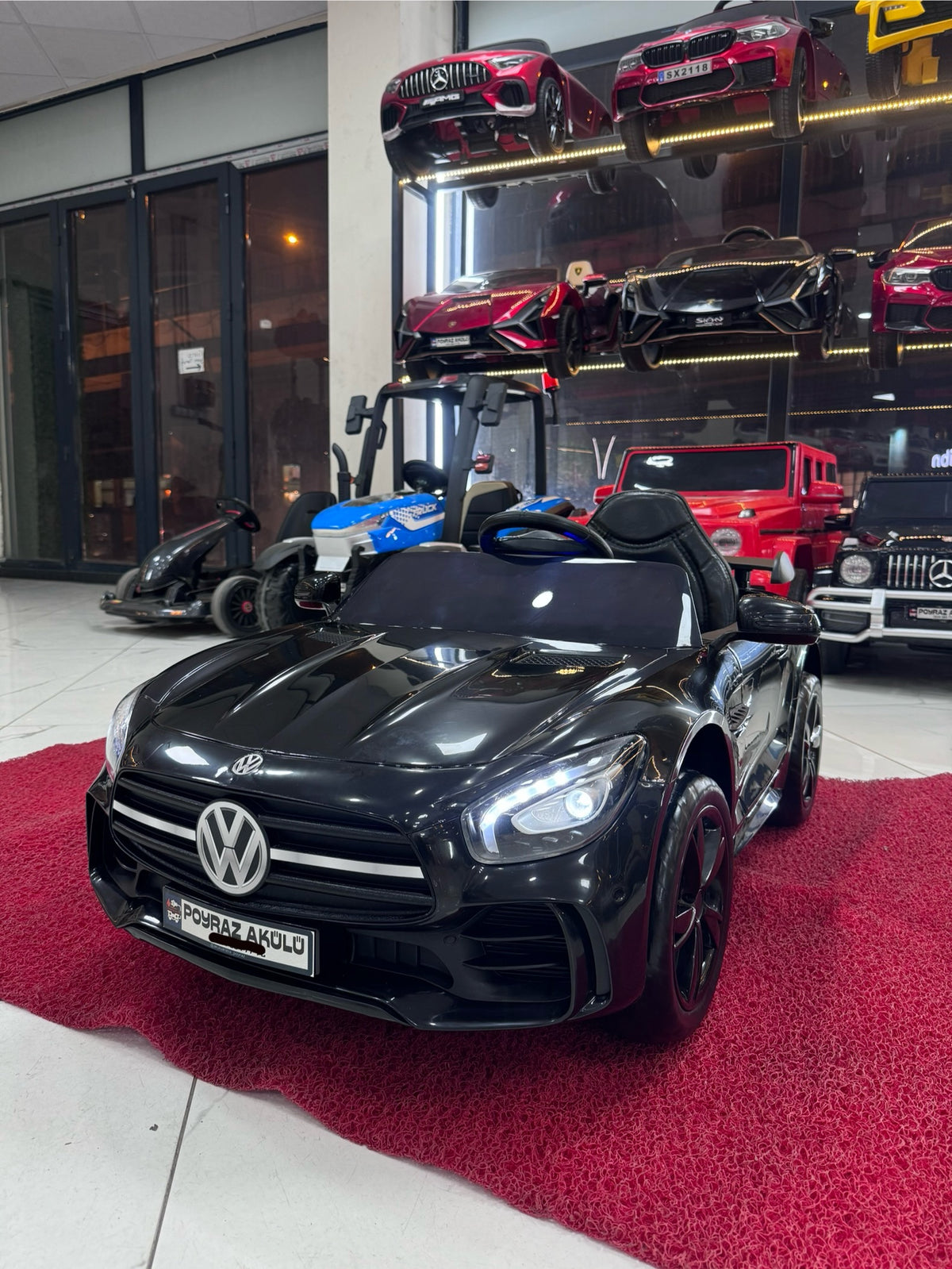 Volkswagen 12V akülü araba (0-6yaş)