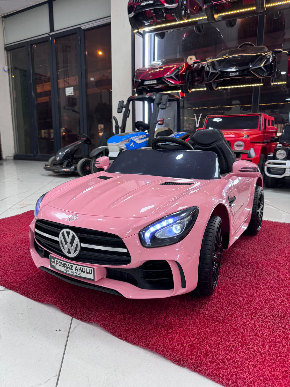 Volkswagen 12V akülü araba (0-6yaş)