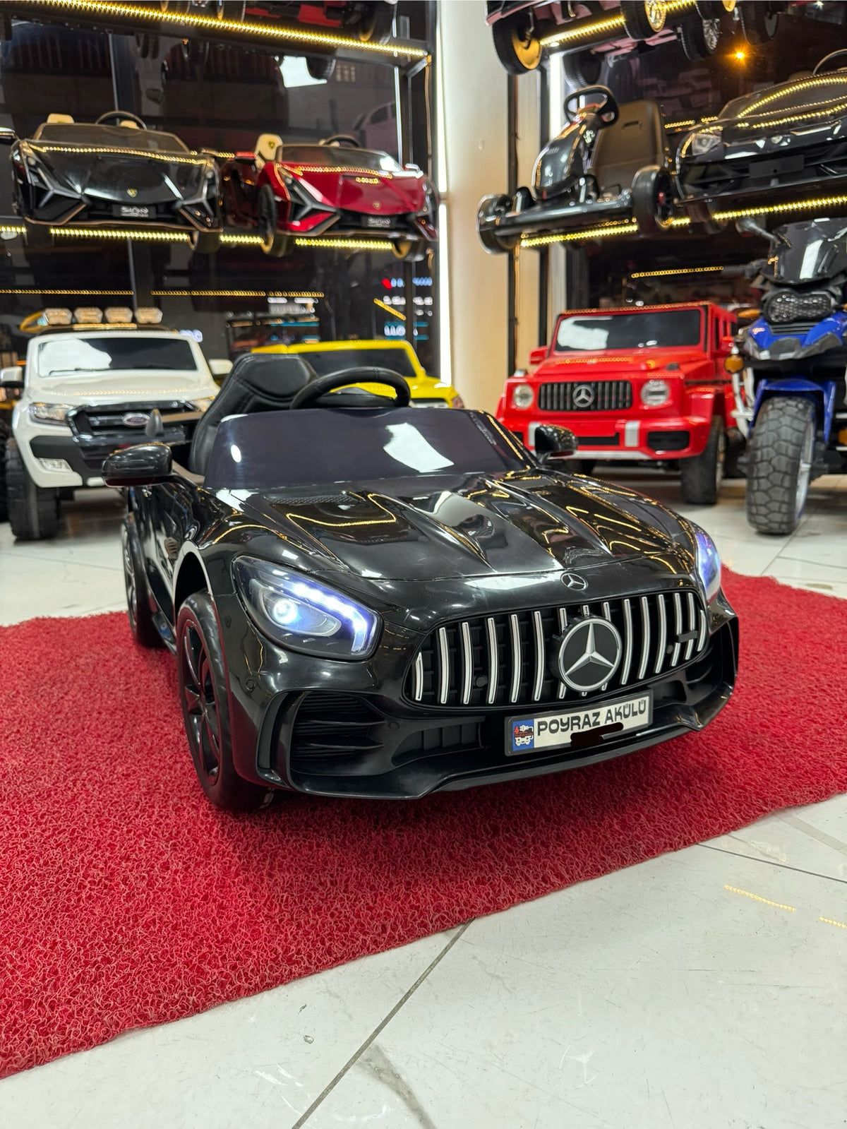 Mercedes gtr 2026 12V akülü araba 0-6 yaş