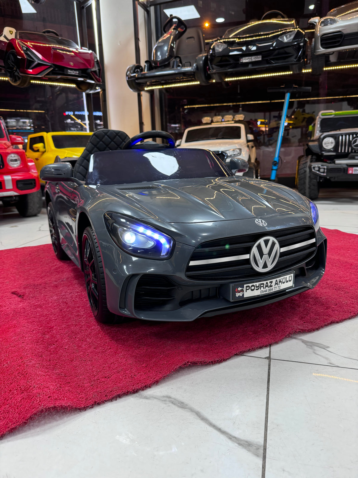 Volkswagen 12V akülü araba (0-6yaş)