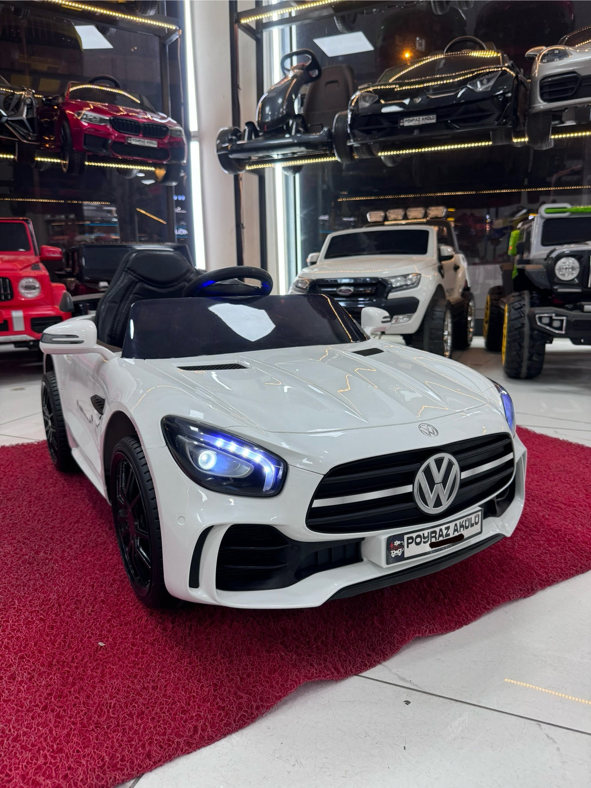 Volkswagen 12V akülü araba (0-6yaş)